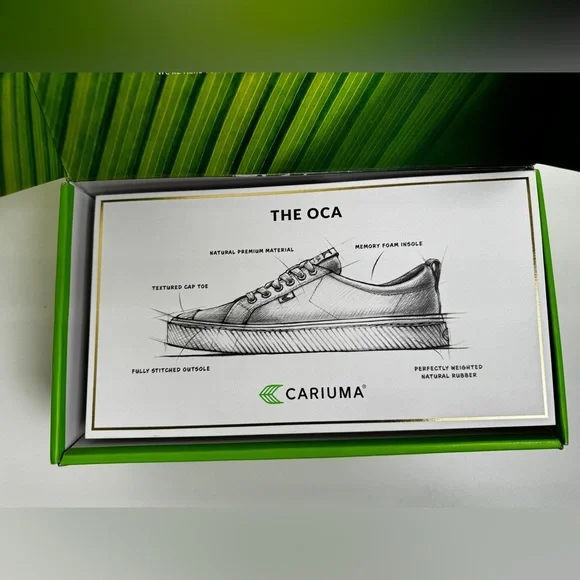 Cariuma Off-White Canvas
OCA LOW|NIB|The Perfect White Tennis Shoe! - Picture 8 of 14